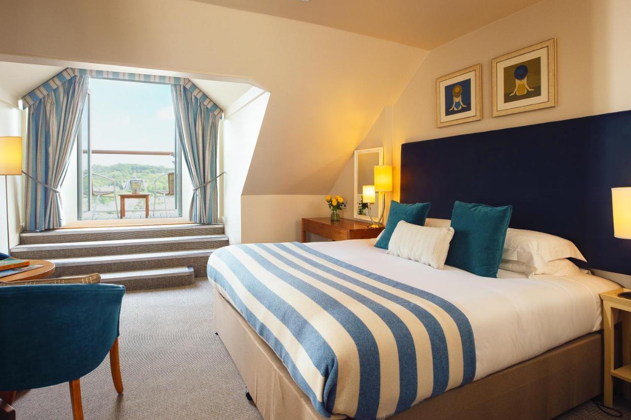 Hotel St Brides & Village